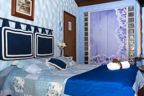Hostal Brom�lia Sabi� & Cia