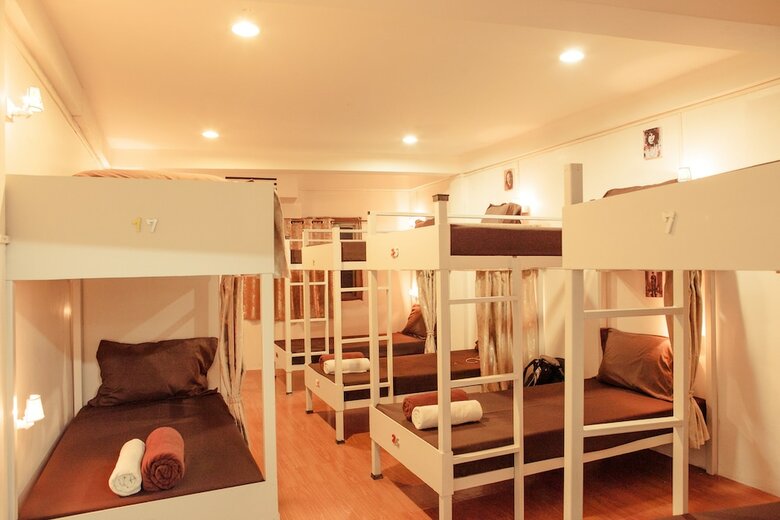 Hostal Hello Backpacker Samui Hostel