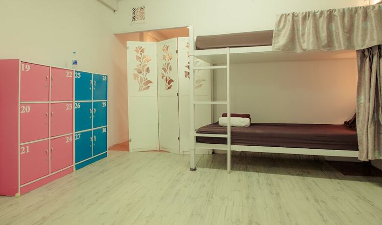 Hostal Hello Backpacker Samui Hostel