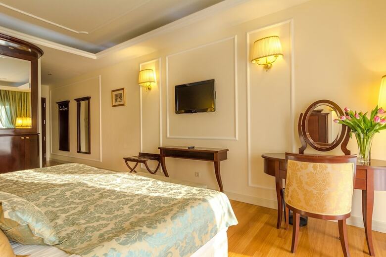 Hotel President Solin