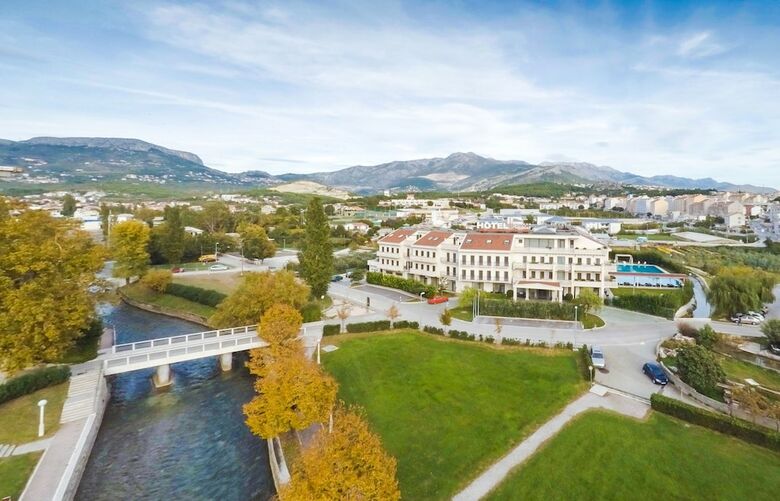 Hotel President Solin