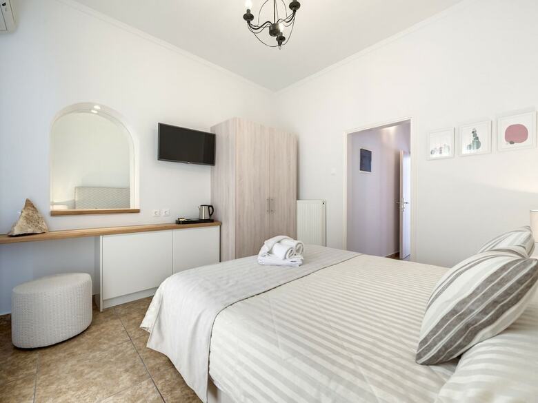 Hotel Damigos Caldera World