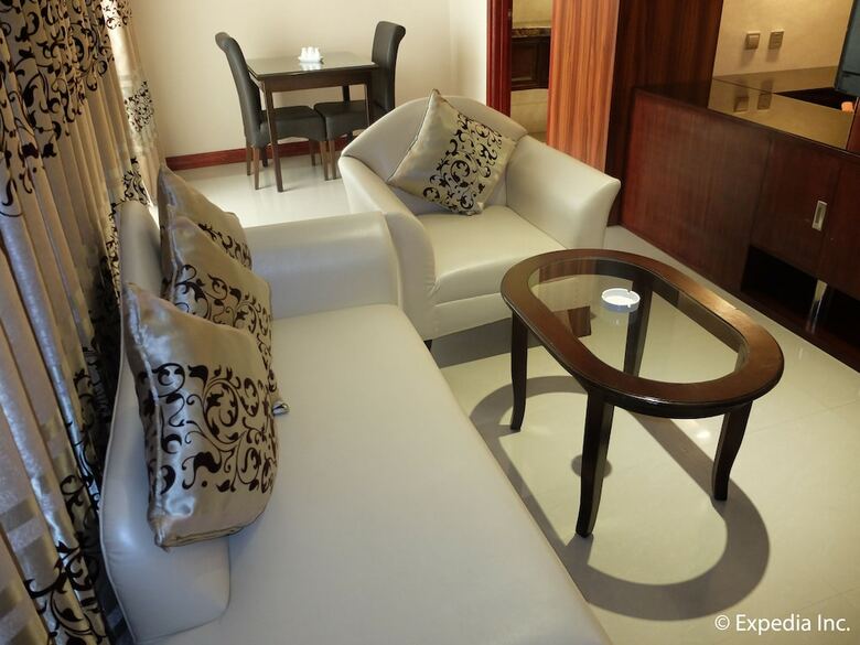 Hotel Central Park Tower Resort
