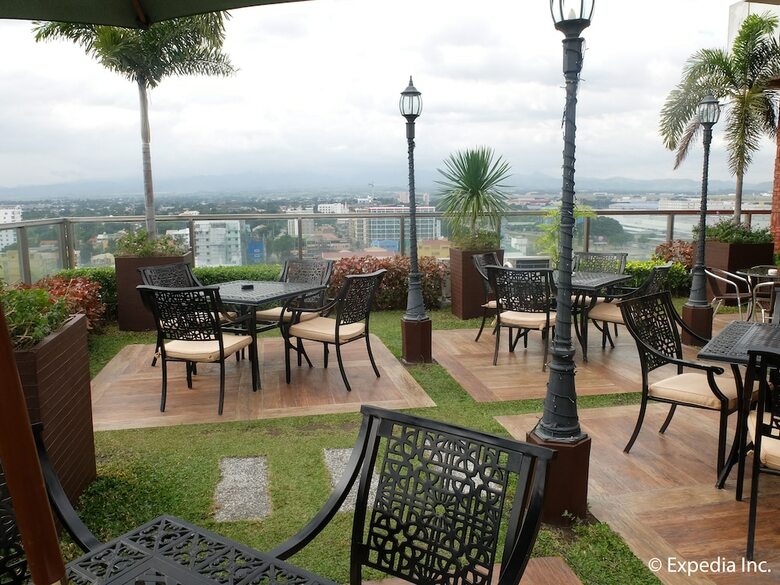 Hotel Central Park Tower Resort