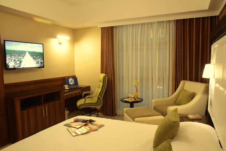 Hotel Central Park Tower Resort