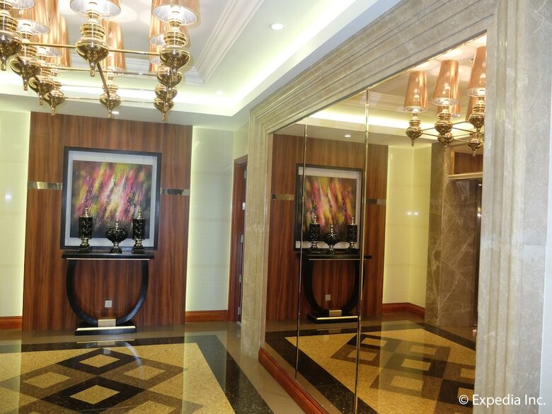 Hotel Central Park Tower Resort