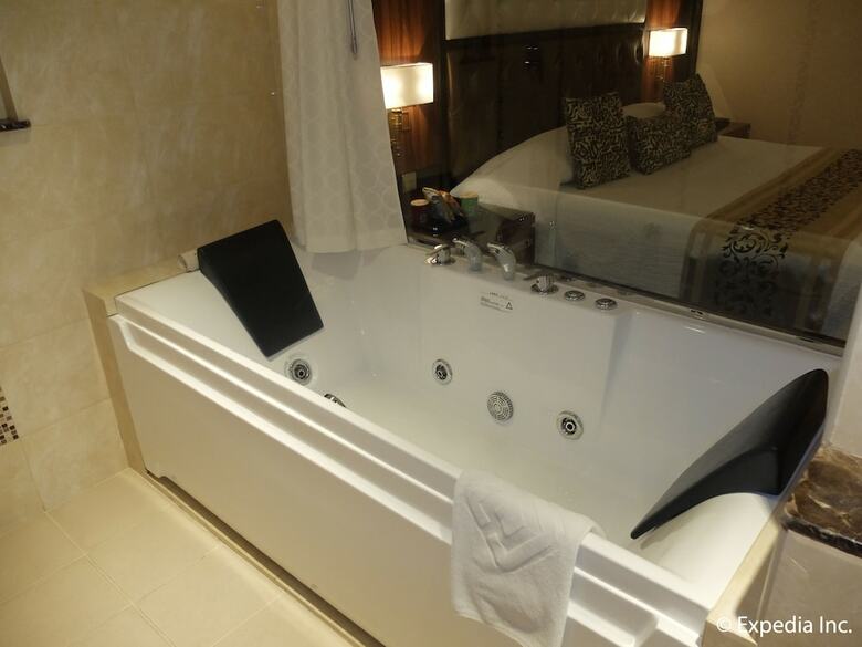 Hotel Central Park Tower Resort