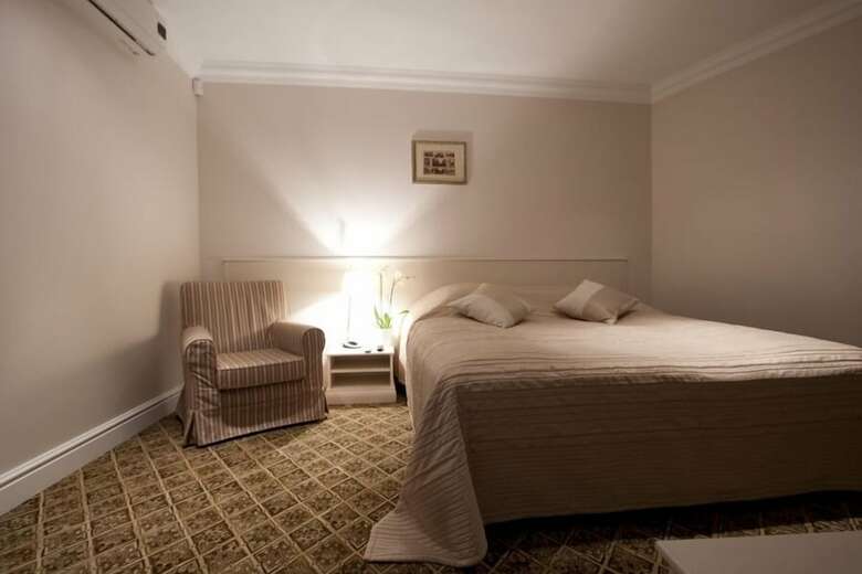 Hotel Real House