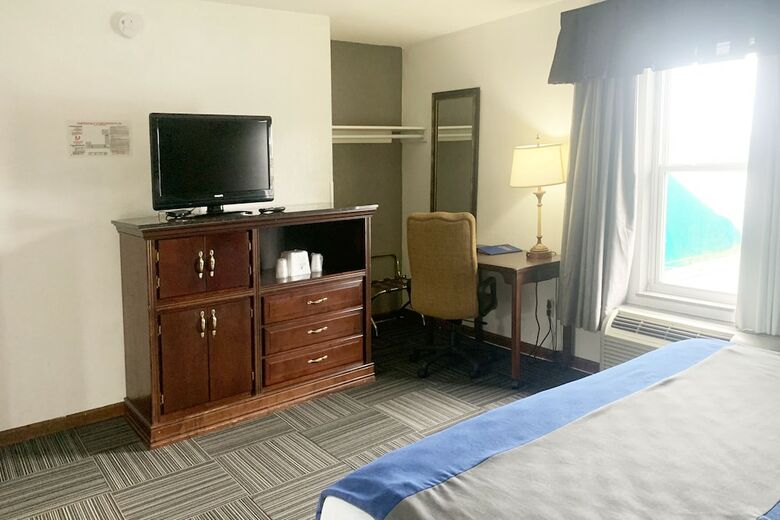 Hotel Lake St Loius