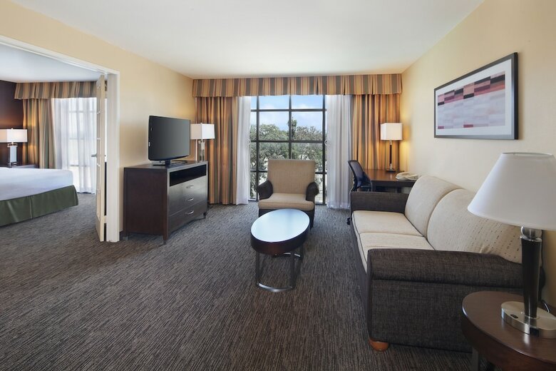 Holiday Inn Hotel & Suites Anaheim