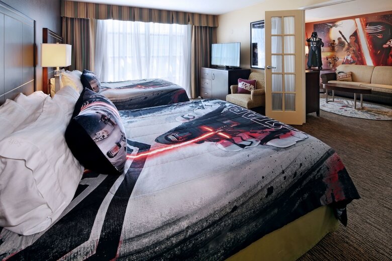 Holiday Inn Hotel & Suites Anaheim