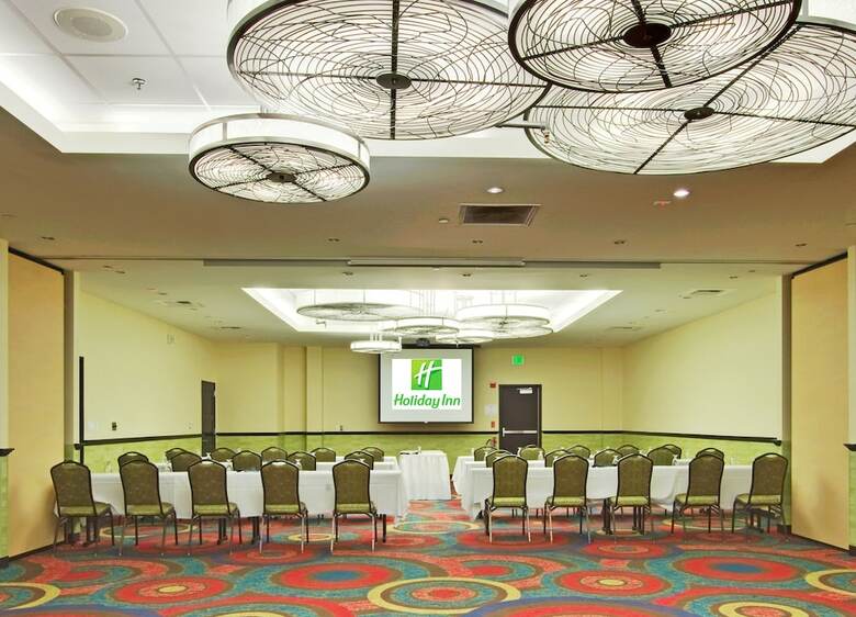 Holiday Inn Hotel & Suites Anaheim