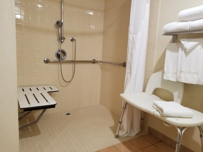 Holiday Inn Hotel & Suites Anaheim