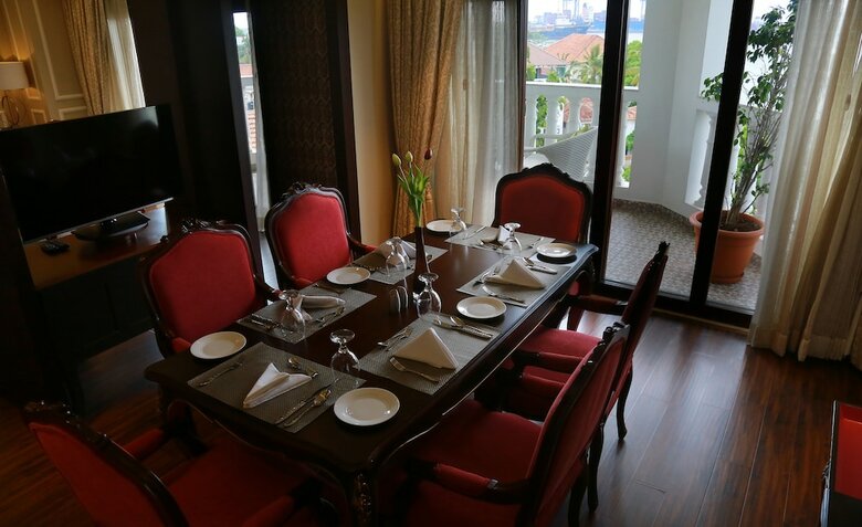 Fragrant Nature Kochi - "a Classified Five Star Hotel"