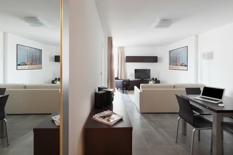 Royal Antibes - Luxury Hotel, Residence, Beach & Spa