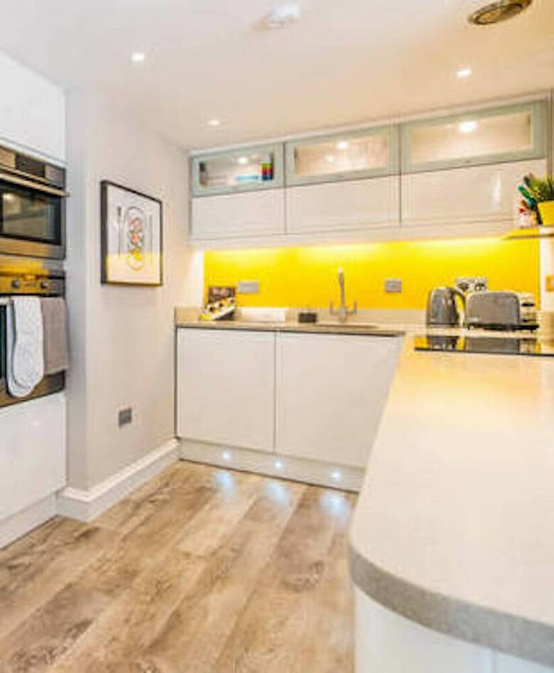 21a Luxury Apartment