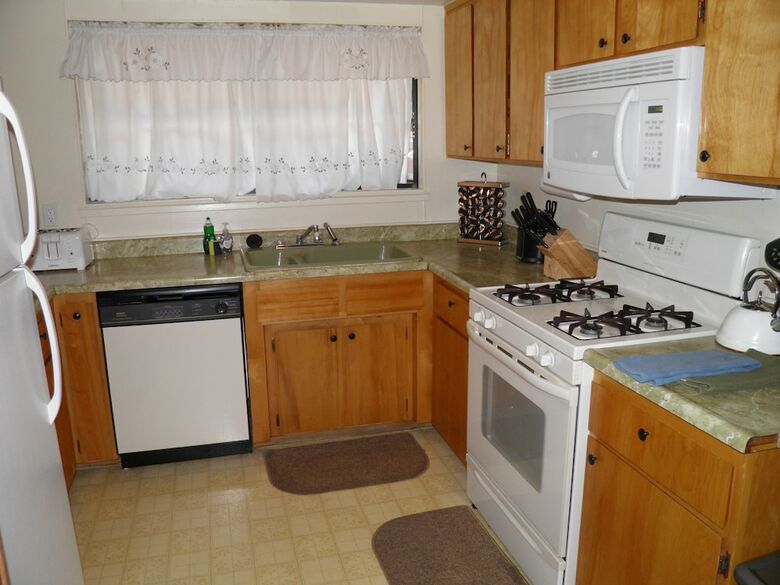 1028 Silverwood Circle