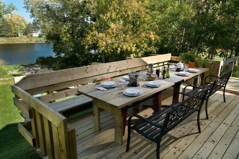 Scott Chalet Spa Sur Rivi�re