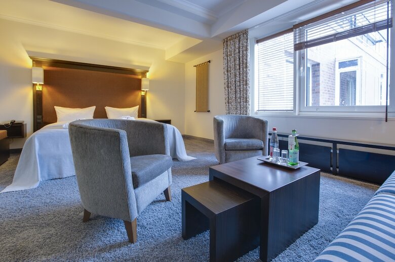 Radisson Blu Senator Hotel