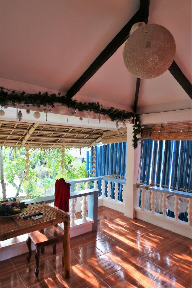 Blue Bamboo Hotel