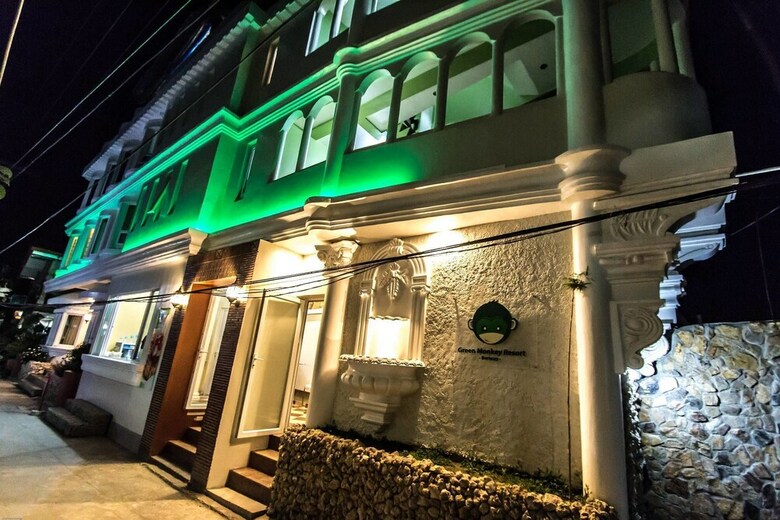 Hotel Green Monkey Resort