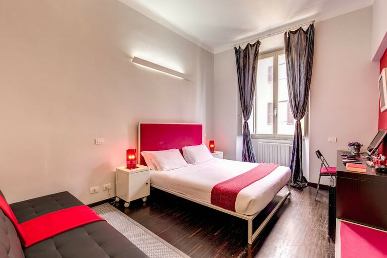 Ecce Roma Suites