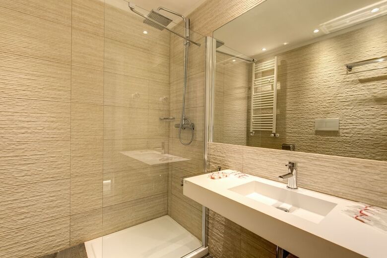 Ecce Roma Suites