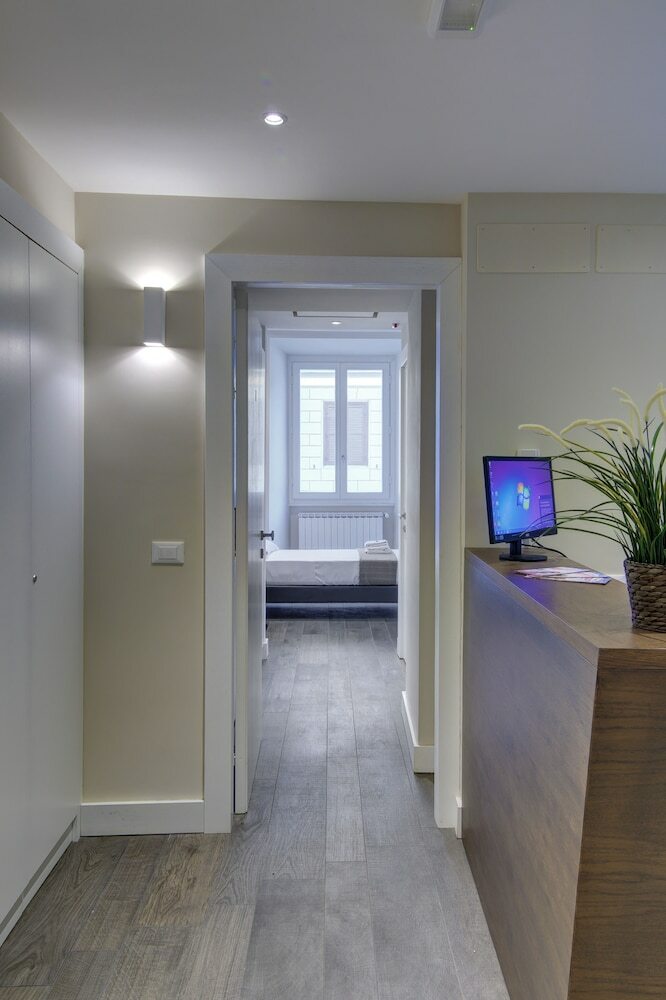 Ecce Roma Suites