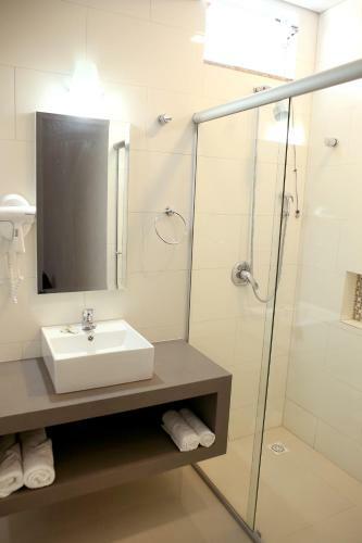 Hostal Pousada Lena Rosa