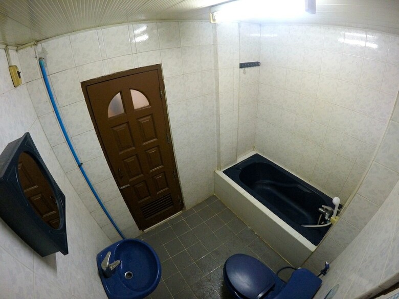 May Shan Hotel