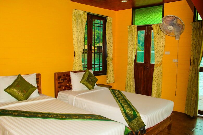 Hotel Panvaree Resort