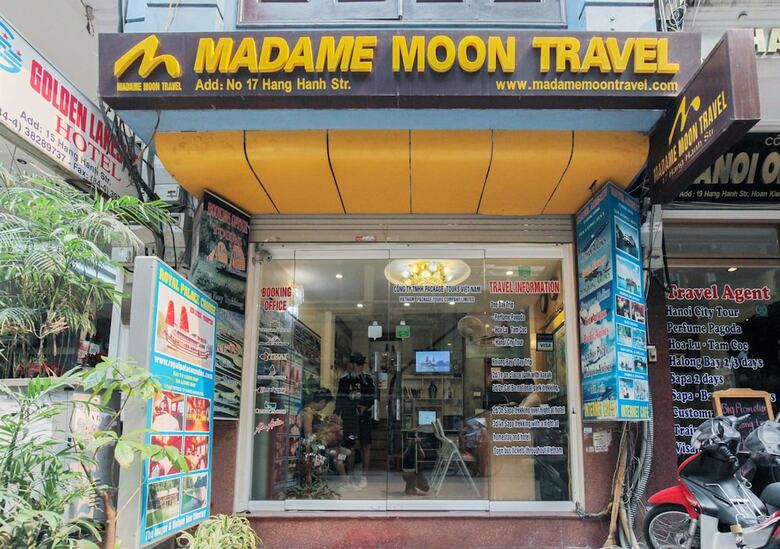 Madam Moon Hotel
