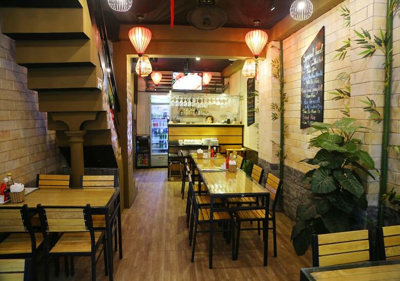 Madam Moon Hotel