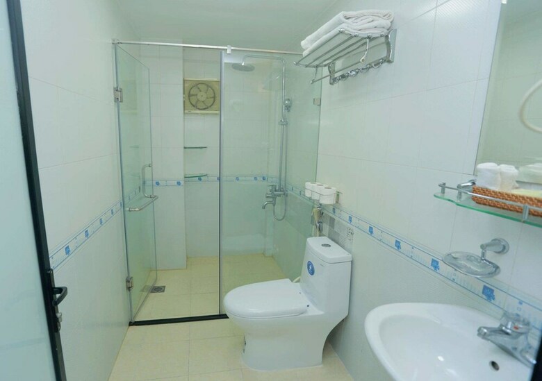 Madam Moon Hotel