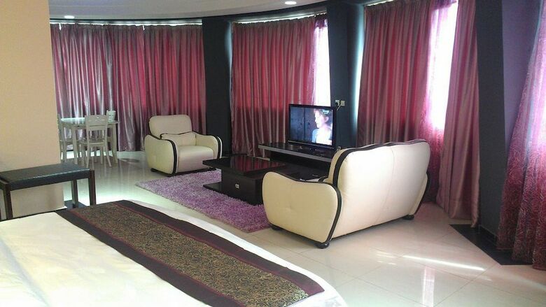 Sun Beach Hotel