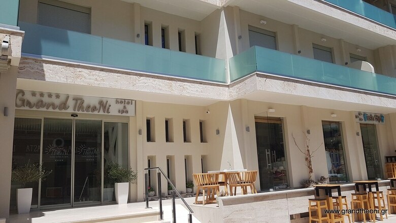 Grand Theoni Boutique Hotel & Spa