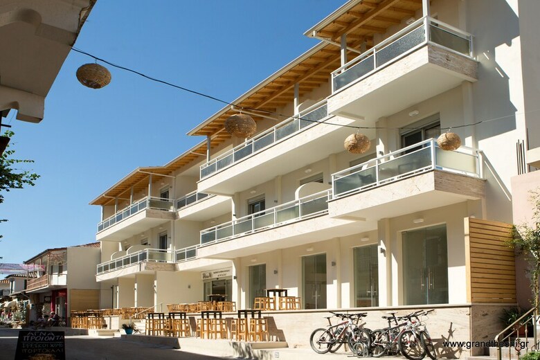 Grand Theoni Boutique Hotel & Spa