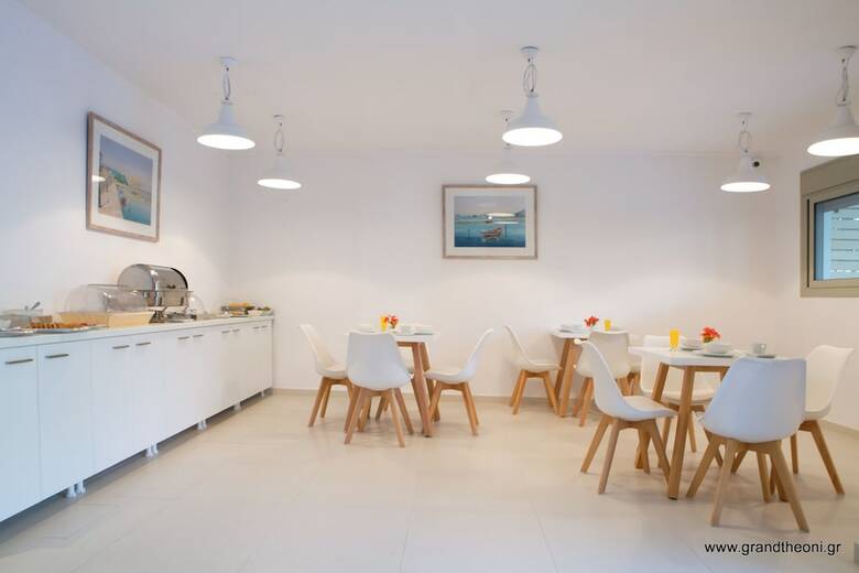 Grand Theoni Boutique Hotel & Spa