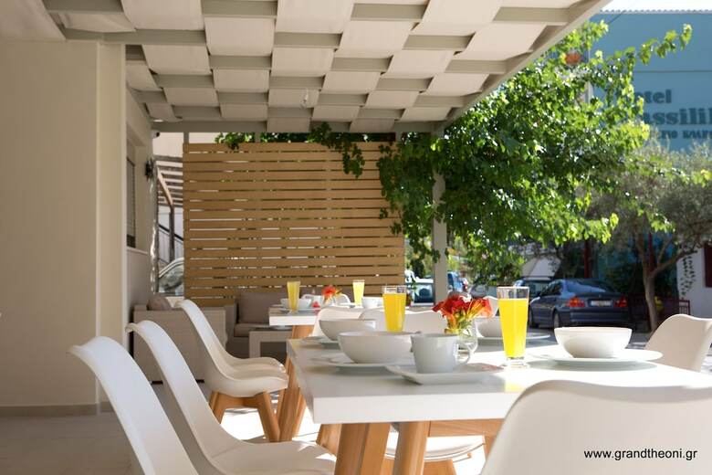 Grand Theoni Boutique Hotel & Spa