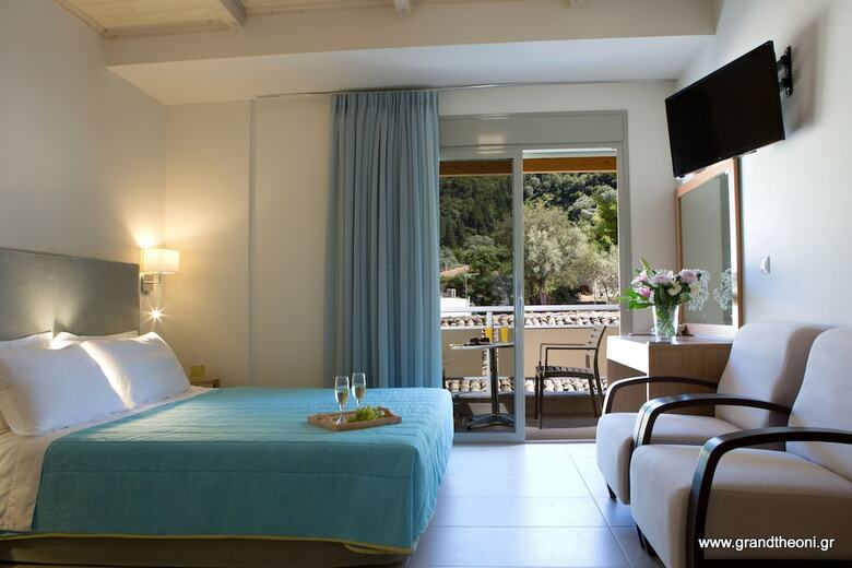 Grand Theoni Boutique Hotel & Spa