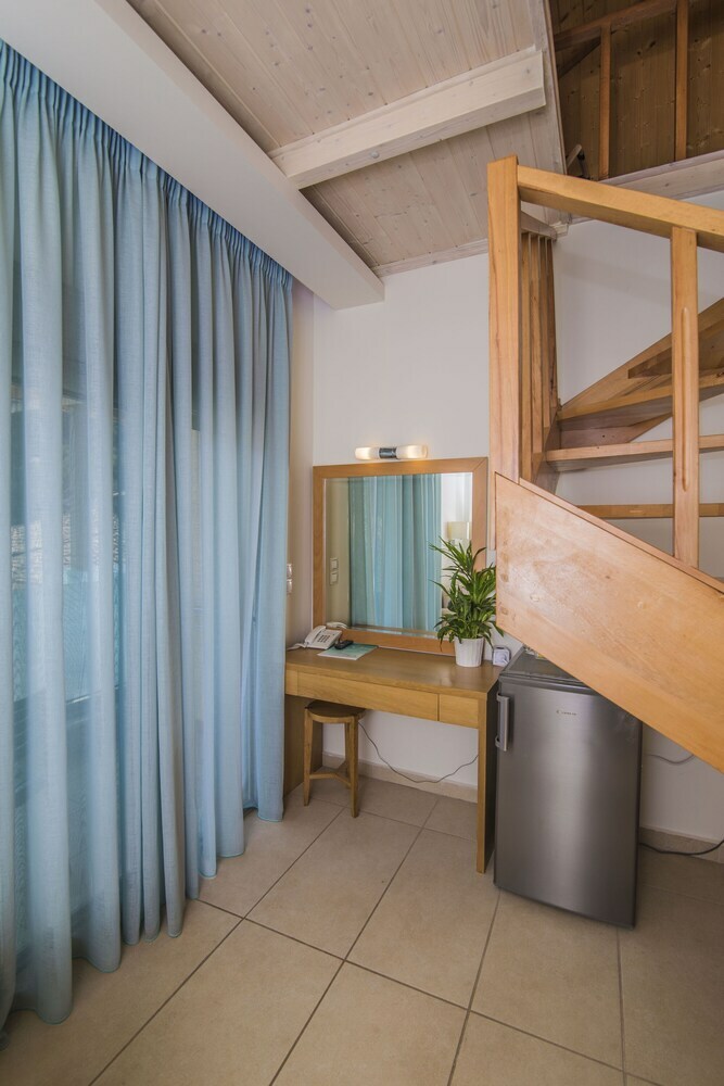 Grand Theoni Boutique Hotel & Spa