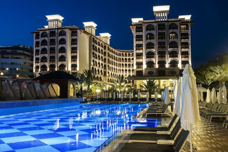 Hotel Quattro Beach Spa & Resort - All Inclusive
