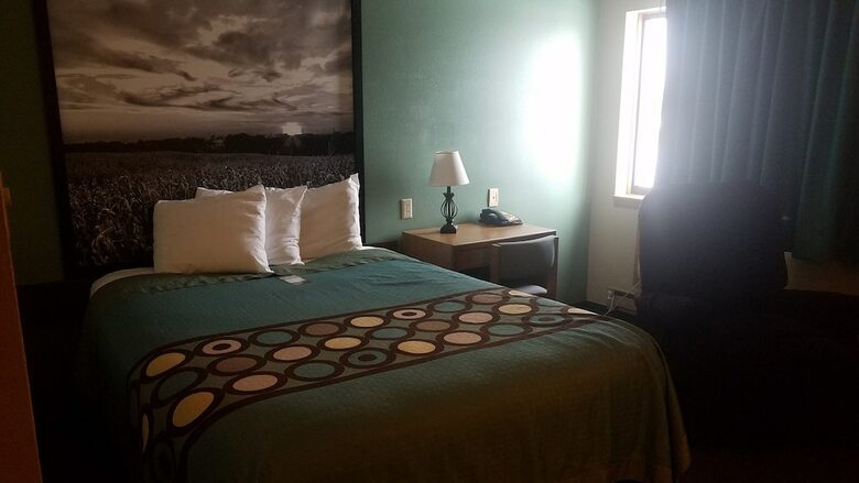 Motel Super 8 By Wyndham Milbank Sd