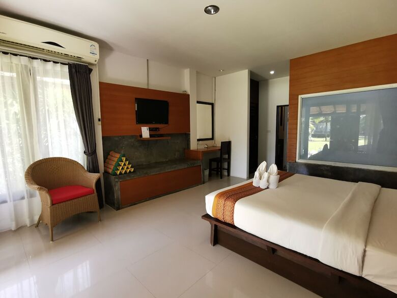 Nana Beach Hotel