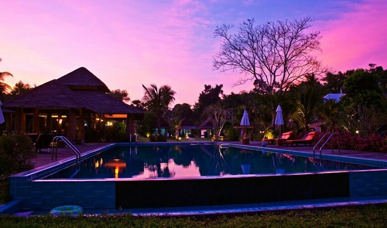 Nana Beach Hotel