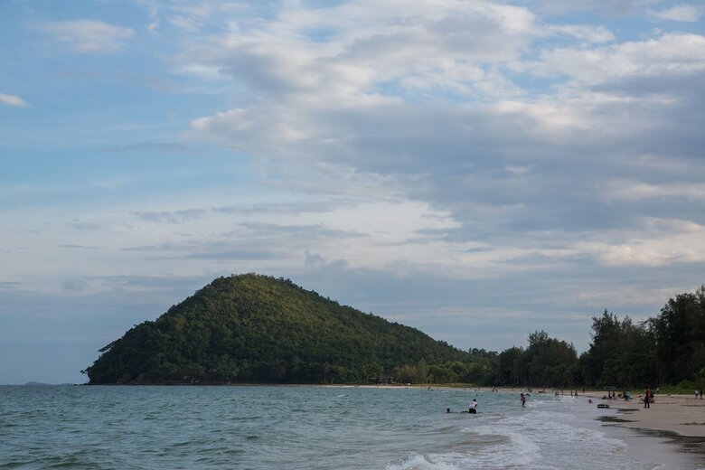 Talay Sai Hotel @ Thung Wua Laen