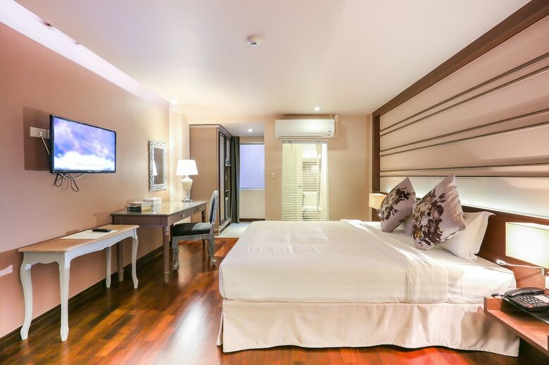 The Sathon Vimanda Hotel