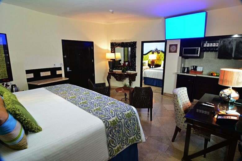 Hotel Hblue