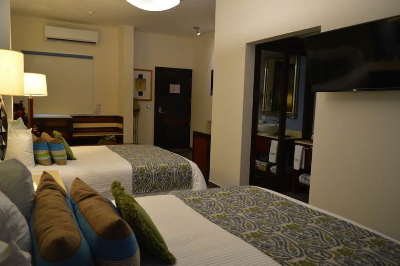 Hotel Hblue
