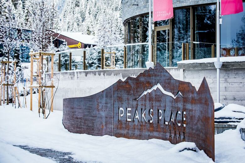 Aparthotel Peaks Place